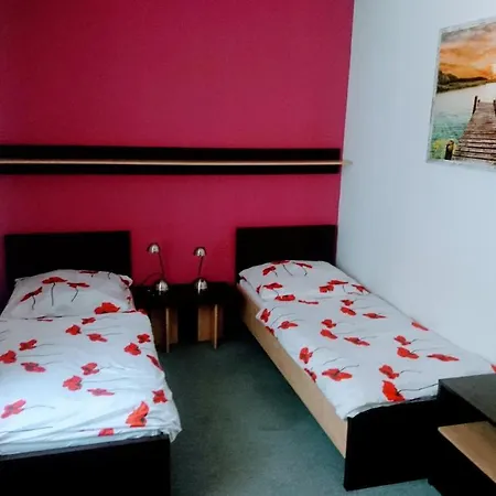 Antler Hotel 3*