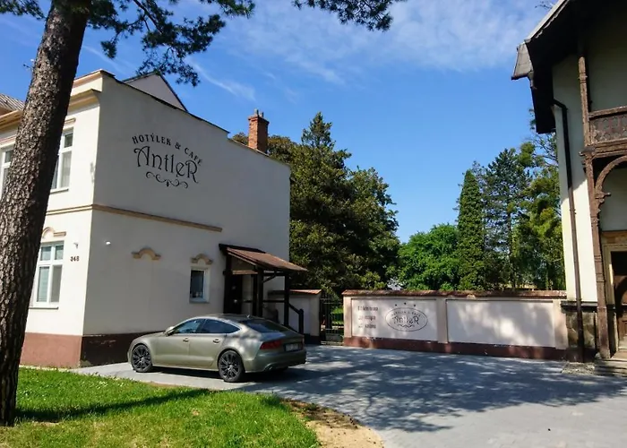 Antler Hotel Studénka